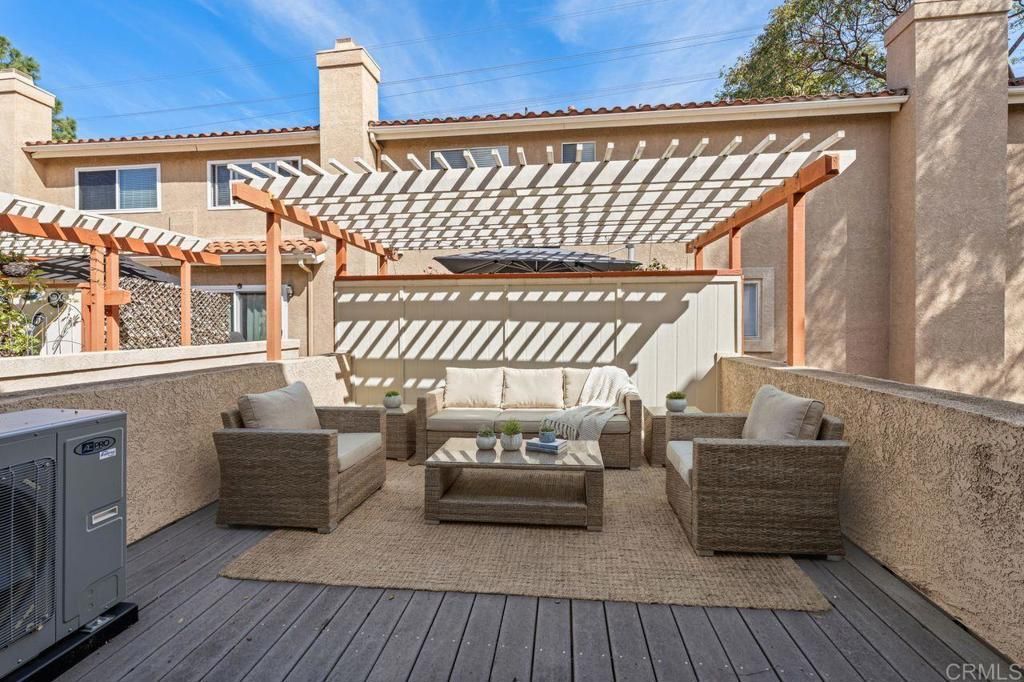 Image 25 of property listing at 7768 Caminito Monarca 109, Carlsbad, CA 92009