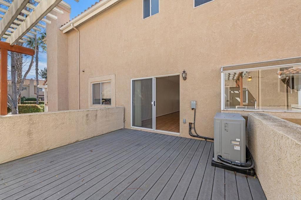 Image 29 of property listing at 7768 Caminito Monarca 109, Carlsbad, CA 92009