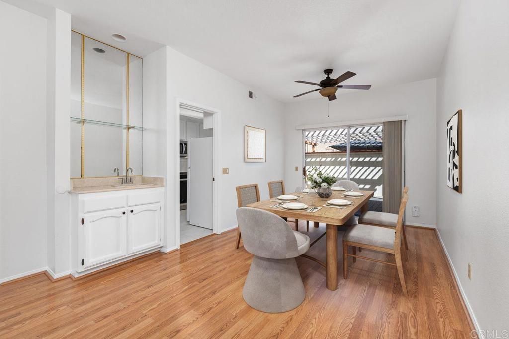 Image 3 of property listing at 7768 Caminito Monarca 109, Carlsbad, CA 92009