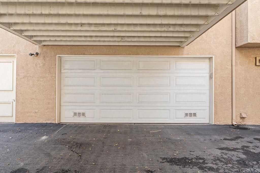 Image 33 of property listing at 7768 Caminito Monarca 109, Carlsbad, CA 92009