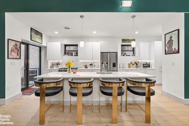 463 W 142nd St Apt 2B, New York City, NY 10031