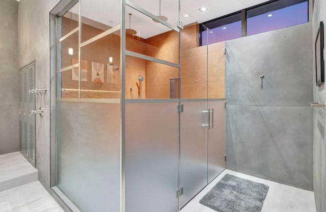 5211 NE 32nd Avenue, Fort Lauderdale, FL 33308