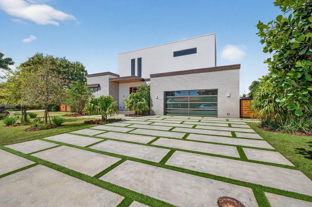 5211 NE 32nd Avenue, Fort Lauderdale, FL 33308