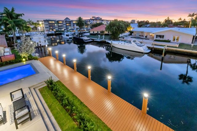 5211 NE 32nd Avenue, Fort Lauderdale, FL 33308