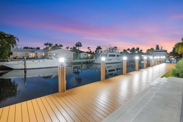 5211 NE 32nd Avenue, Fort Lauderdale, FL 33308