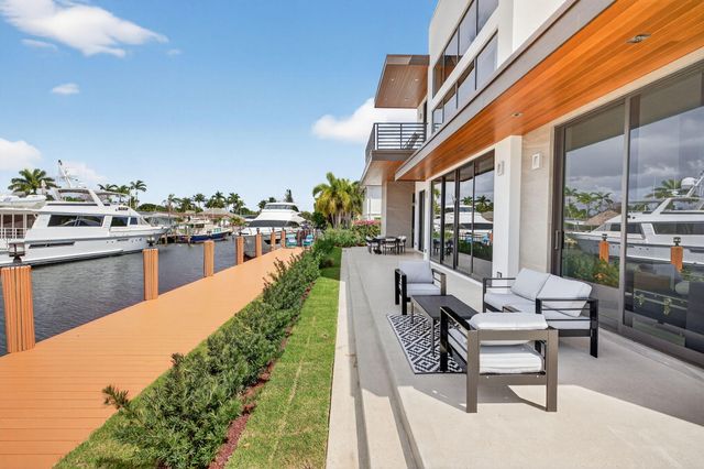 5211 NE 32nd Avenue, Fort Lauderdale, FL 33308