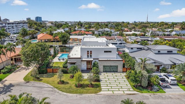 5211 NE 32nd Avenue, Fort Lauderdale, FL 33308