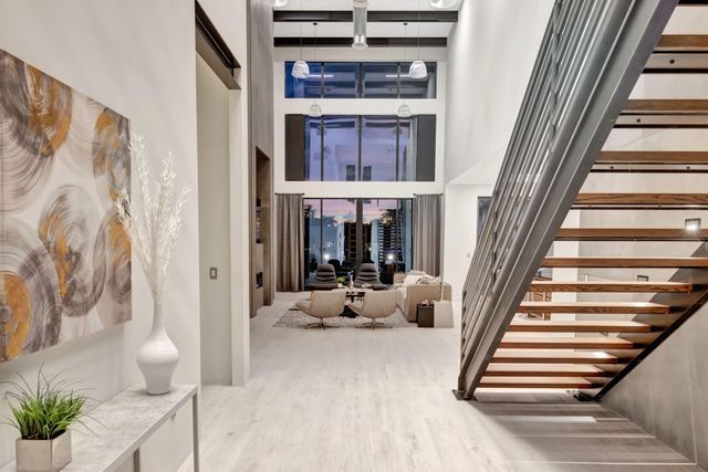 5211 NE 32nd Avenue, Fort Lauderdale, FL 33308