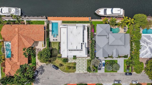 5211 NE 32nd Avenue, Fort Lauderdale, FL 33308