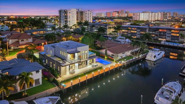 5211 NE 32nd Avenue, Fort Lauderdale, FL 33308