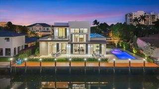 5211 NE 32nd Avenue, Fort Lauderdale, FL 33308