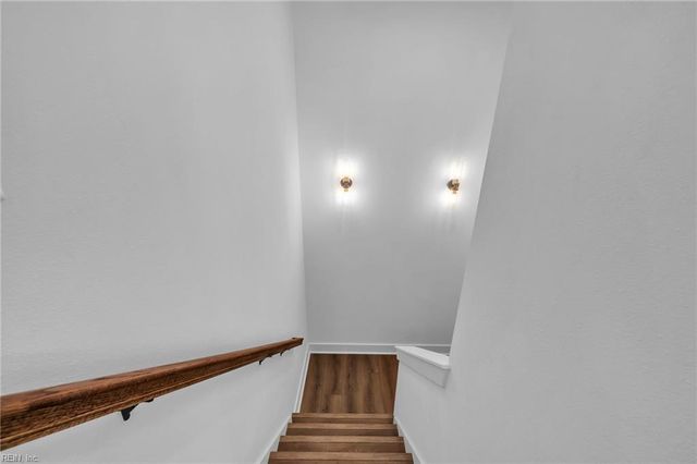 67 W Little Back River RD, Hampton, VA 23669