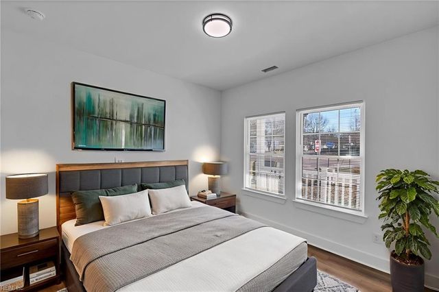 67 W Little Back River RD, Hampton, VA 23669