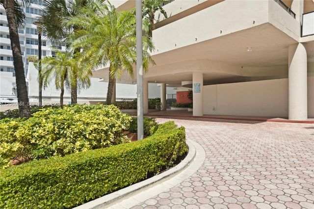 1621 Collins Avenue 908, Miami Beach, FL 33139