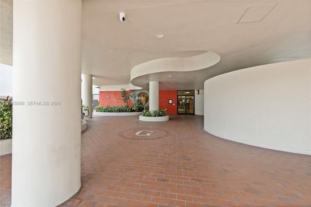 1621 Collins Avenue 908, Miami Beach, FL 33139