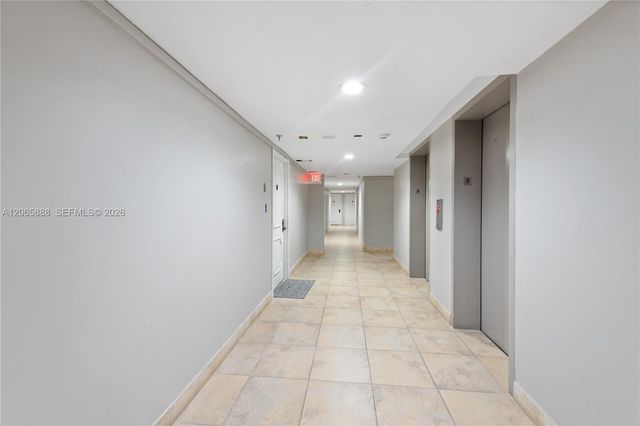 1621 Collins Avenue 908, Miami Beach, FL 33139