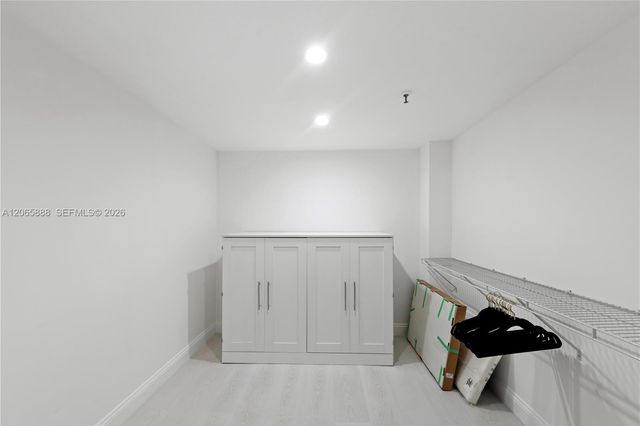1621 Collins Avenue 908, Miami Beach, FL 33139