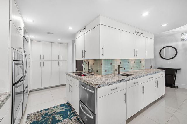 2000 S OCEAN Boulevard 14-F, Boca Raton, FL 33432