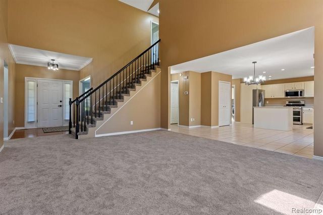 221 Maplewood Drive 28, Clawson, MI 48348