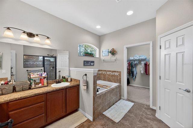 4645 EXECUTIVE MEADOWS DRIVE, Plant City, FL 33567