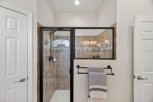 4645 EXECUTIVE MEADOWS DRIVE, Plant City, FL 33567