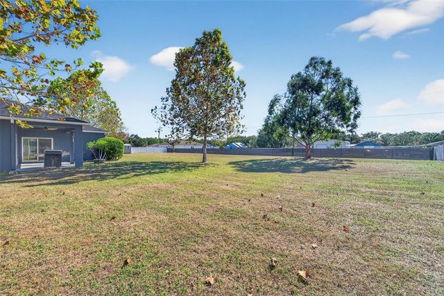 4645 EXECUTIVE MEADOWS DRIVE, Plant City, FL 33567