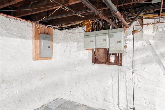 17 Dow St, Somerville, MA 02144