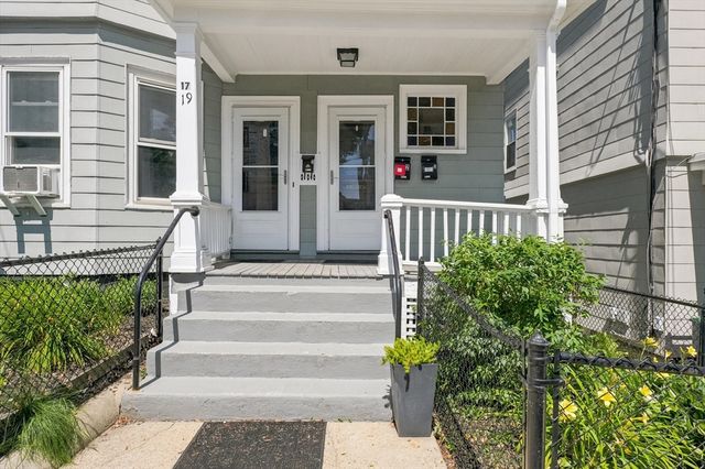 17 Dow St, Somerville, MA 02144