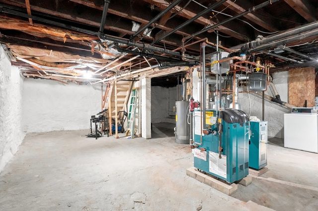17 Dow St, Somerville, MA 02144