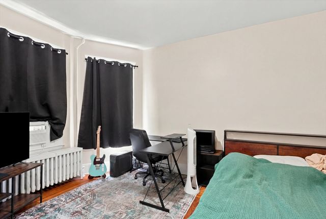 17 Dow St, Somerville, MA 02144