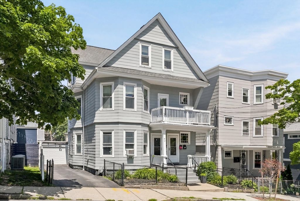 17 Dow St, Somerville, MA 02144
