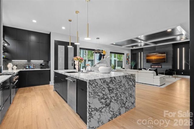 2200 Parson Street, Charlotte, NC 28205
