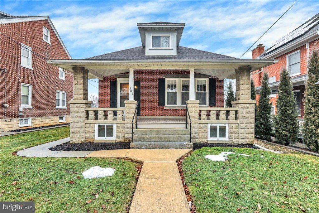 368 DONEGAL SPRINGS RD, Mount Joy, PA 17552