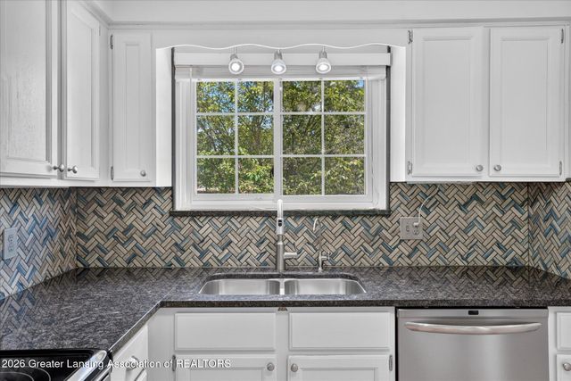 491 Red Cedar Boulevard, Williamston, MI 48895
