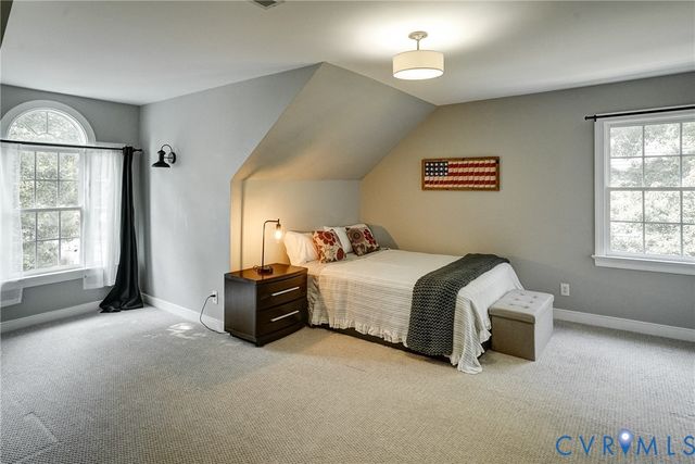 15618 Fox Cove Cir, Moseley, VA 23120