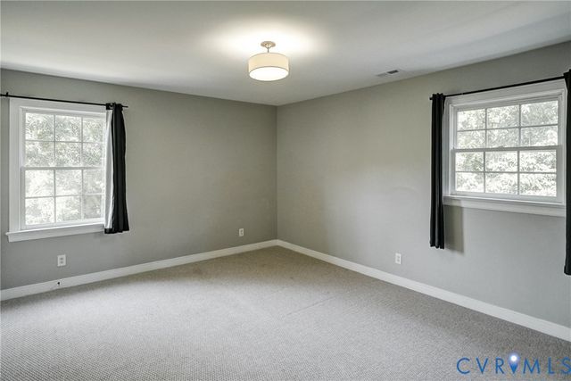 15618 Fox Cove Cir, Moseley, VA 23120