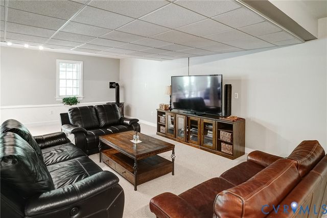 15618 Fox Cove Cir, Moseley, VA 23120
