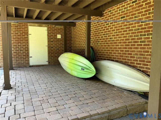 15618 Fox Cove Cir, Moseley, VA 23120