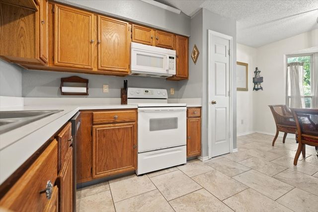 1423 Springcrest Drive, Mesquite, TX 75149