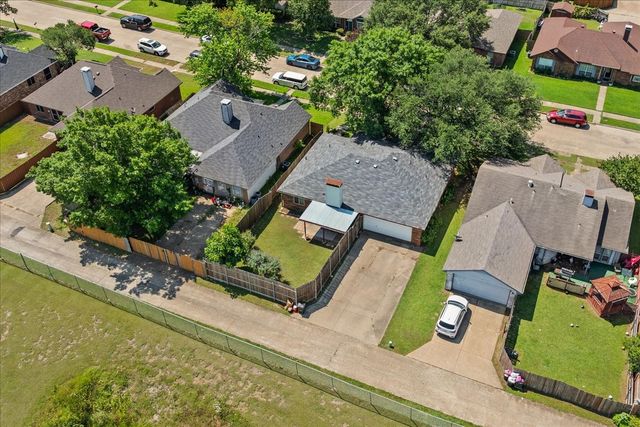 1423 Springcrest Drive, Mesquite, TX 75149