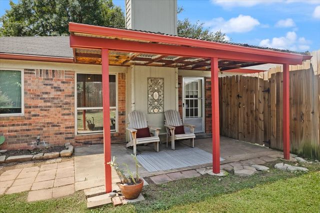 1423 Springcrest Drive, Mesquite, TX 75149