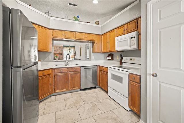 1423 Springcrest Drive, Mesquite, TX 75149