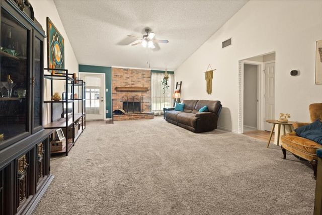 1423 Springcrest Drive, Mesquite, TX 75149