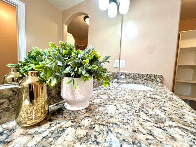 15 E 1100 S, Vernal, UT 84078