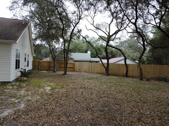 2800 Wilson Lane, Crestview, FL 32539