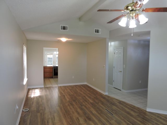 2800 Wilson Lane, Crestview, FL 32539