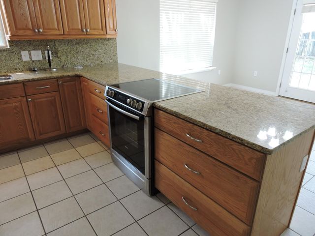 2800 Wilson Lane, Crestview, FL 32539
