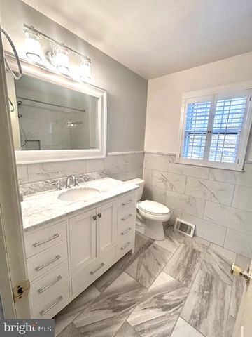 402 NORWOOD RD, Downingtown, PA 19335