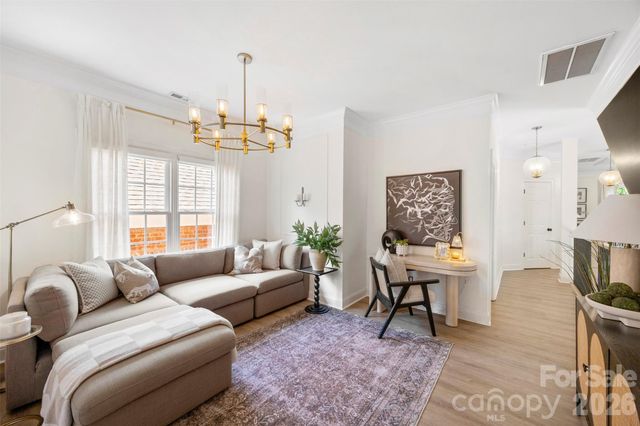 264 Hawthorne Park Avenue, Belmont, NC 28012