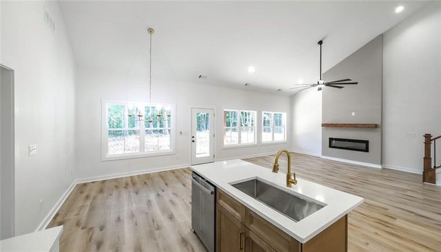 73 Hazel Lane, Bremen, GA 30110